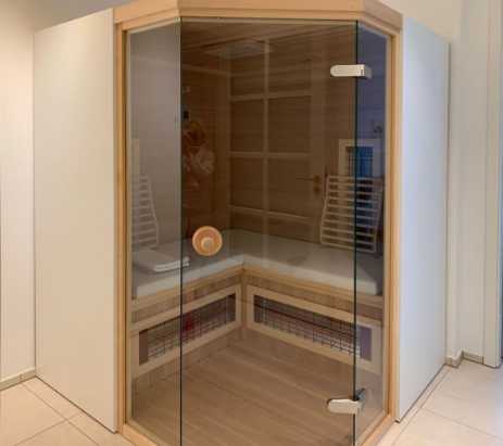 Infrarotsauna, Eckkabine "Queen deluxe", Luxus-Infrarotkabine Luxus-Infrarotsauna, weiße Eckkabine mit Glastür und Fenstern